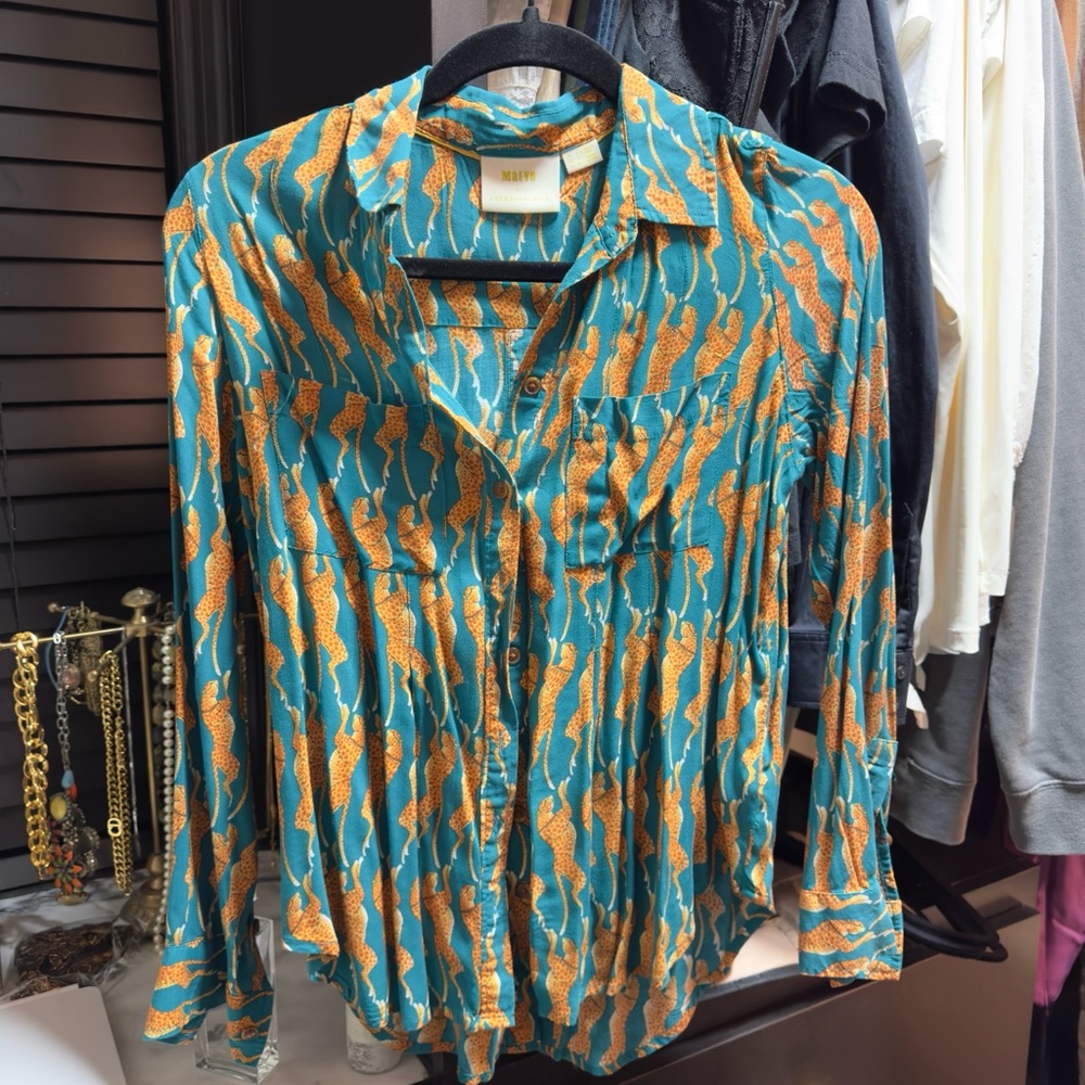 Maeve by anthropologie cheetah blouse